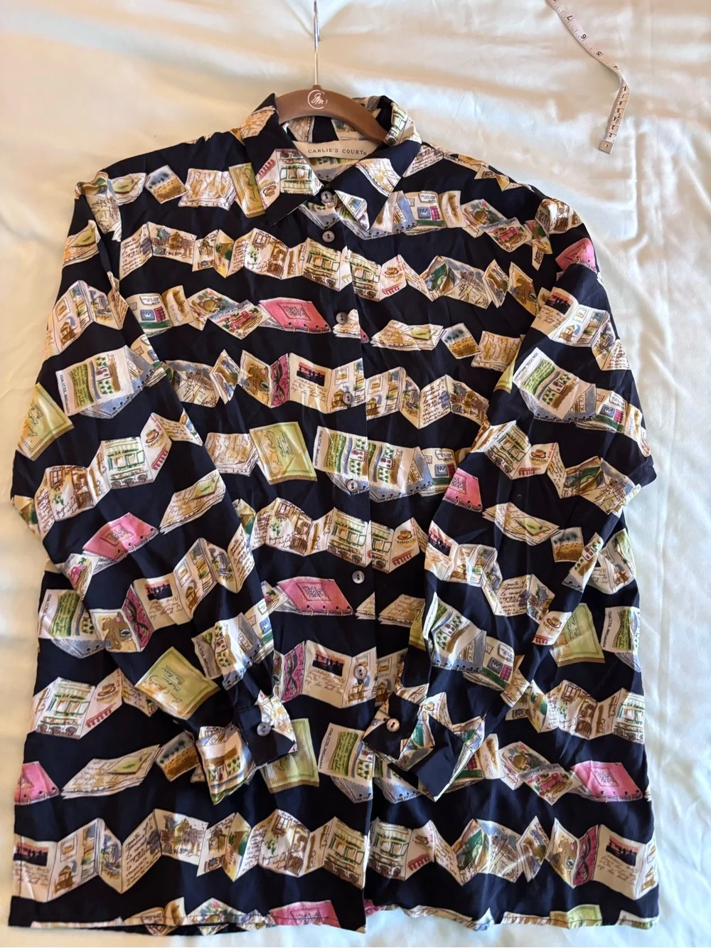 Vintage 90’s Carlie’s Court Book Notebook Library 100% Silk Shirt Size M